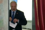 "Из-под контроля ничего не выйдет": Лукашенко отдал свой голос на выборах президента
