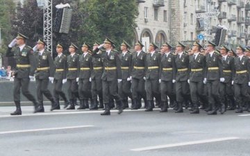 Украинские воины пройдут по Варшаве