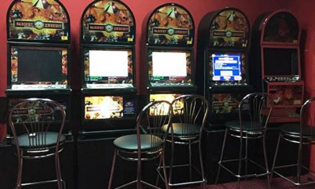 Полиция закрыла восемь игорных заведений (фото) 