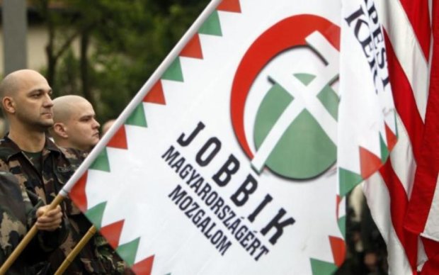 Венгры не угомонятся: в Будапеште качают тему "Закарпатье наше"