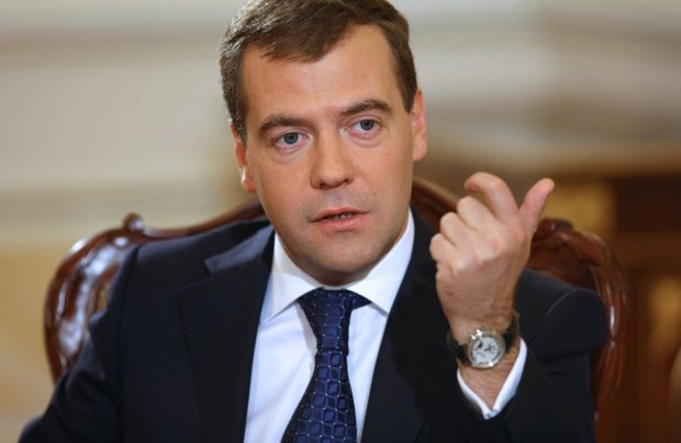Медведеву - 53: самые эпичные фразы и выходки ходячего мема российской политики