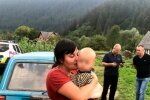 Поліцейські розшукали малюка далеко від дому, скріншот