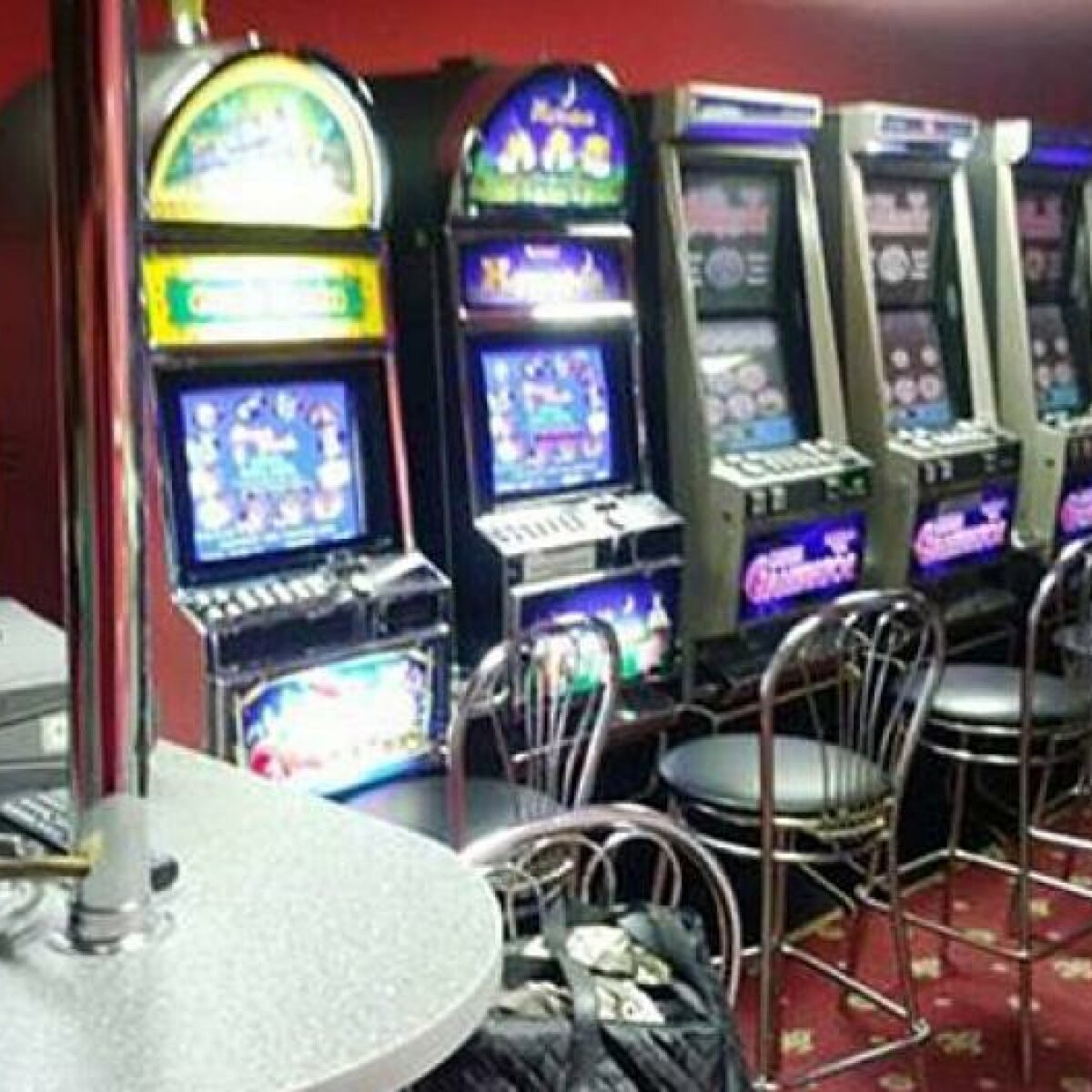 Копы игровые автоматы играть в кинг онлайн казино