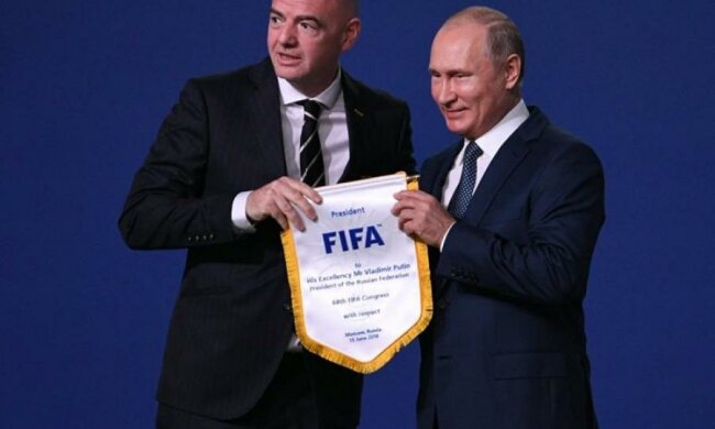 Негідникові все до лиця: Путіна задавила величезна фотожаба