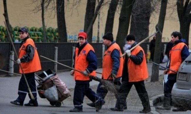 Террористы в Донецке охотятся на коммунальщиков-шпионов