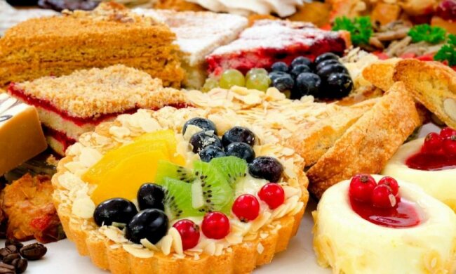 Українці економлять на кондитерських виробах