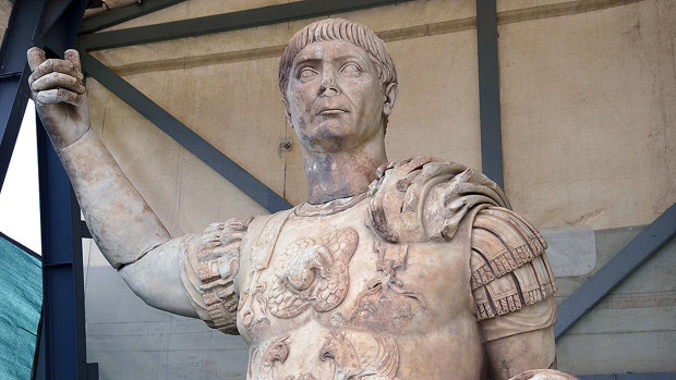 Обладунки Юпітера, Горгона Медуза і два грифона: з яких уламків збирали статую Траяна