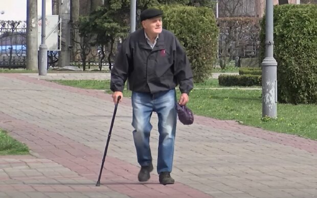 Пенсионер. Фото: скрин youtube