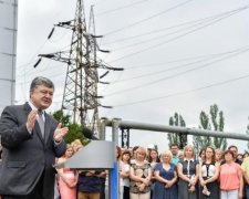 Обратная сторона власти: отважная женщина-снайпер удивила песней о Порошенко