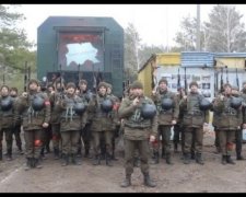 Як курсанти Нацгвардії привітали жінок (відео)