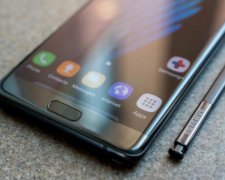 Головний конкурент iPhone 8 зробив серйозну заявку на перемогу