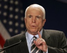 ЗМІ дізналися про таємну зустріч Маккейна у Сирії