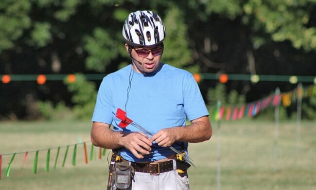В Ізмаїлі змагалися у метанні телефонів (фото)