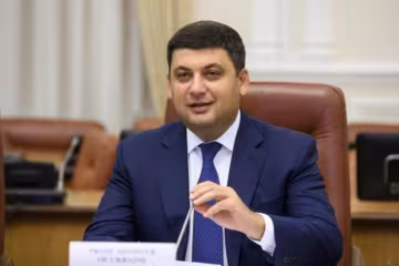 Государством управляют бездари: названа истинная причина задержки пенсий и зарплат в Украине