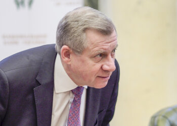 Яков Смолий