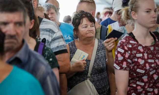 Жодної Польщі, Чехії чи Німеччини: заробітчани масово повертаються в Україну,  названо причини