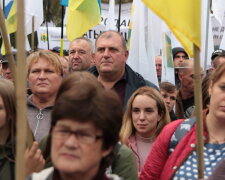 14 тисяч аграріїв мітингували під Верховною Радою проти продажу землі іноземцям