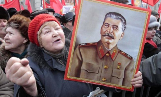 Цепляются за совок: сеть удивил рудимент интернета