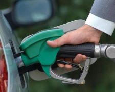 Блогер написав про нову схему заробітку на обмані заправок