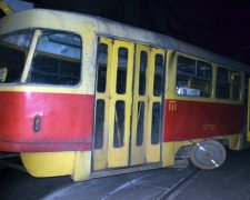 Харківські підлітки рознесли трамвайне депо