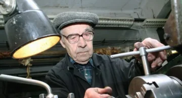 Пенсійний стаж: українцям посилять вимоги для виходу на пенсію з 2027 року