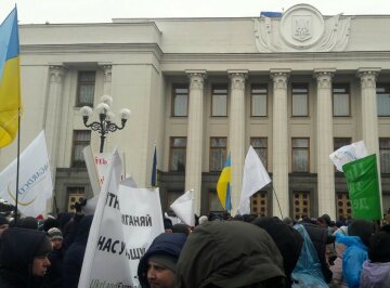 Митинг фермеров под Верховной Радой, фото: Znaj.ua