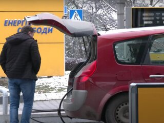 АЗС. Фото: скрін youtube