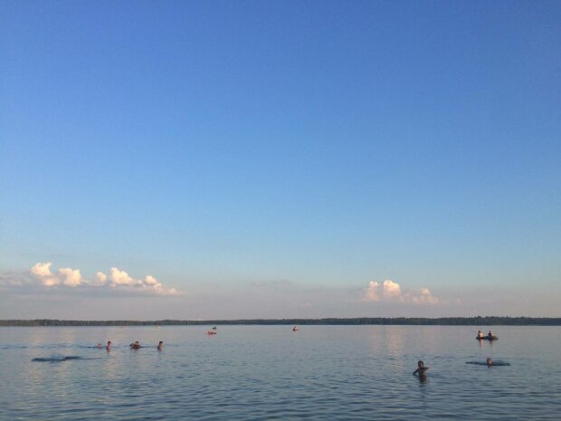 Озеро, фото: Знай.ua