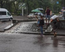 Апокаліпсис на Прикарпатті: ціле місто пішло під воду