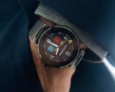 Louis Vuitton представила розумний годинник за ціною авто