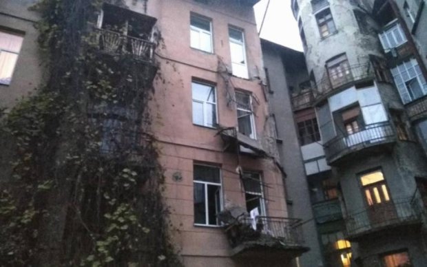 Стрельба и падающие балконы: День смеха в Одессе прошел веселее обычного
