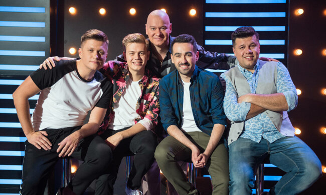 Женя Кошевой и ребята из Improv Live Show