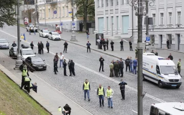 Головне за ніч: трагічна смерть акторки та загроза терактів