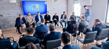 Як забезпечити деревиною бізнес і зберегти екологію: на Рівненщині обговорили проблеми галузі з першим віцеспікером Ради