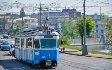 В Виннице решили развернуть остановки "спиной"