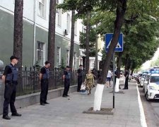 Мощный взрыв сотряс столичную Оболонь