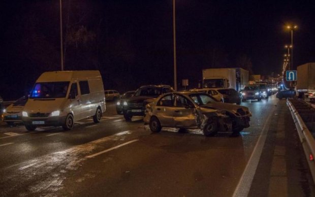 Смертельное ДТП в Киеве: кайф таксиста стоил пассажирке жизни