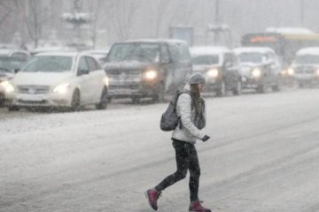 Сцепив зубы: стихия приготовила "танцевальный" понедельник