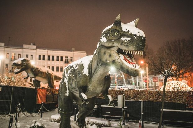 виставка динозаврів у Львові