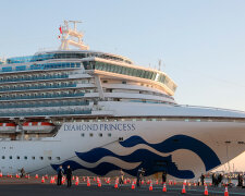 лайнер Diamond Princess в Японії