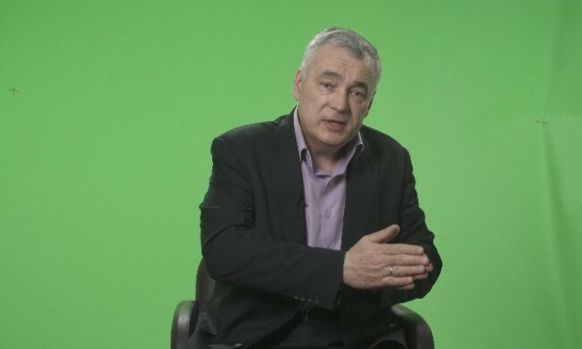 Дмитрий Снегирев