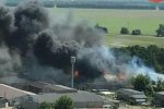 Рятувальники ліквідовують масштабну пожежу на Київщині