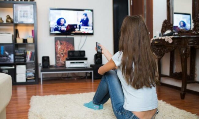 Рупор Кремля в действии: как россияне реагируют на украинские каналы