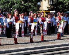 Дніпропетровськ відсвяткував своє 239-річчя (фото)