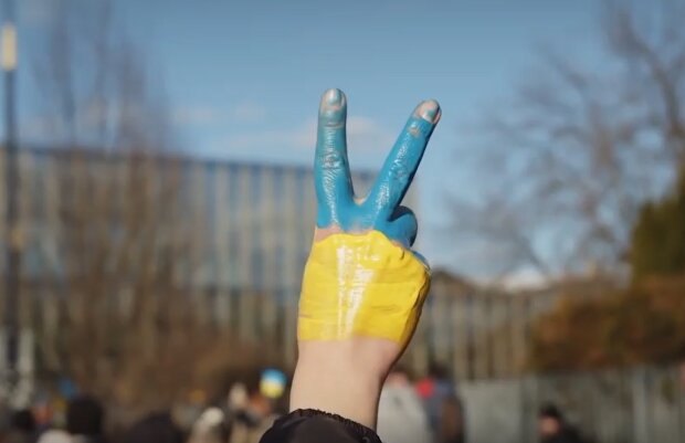 Скрін, відео YouTube Україна перемога