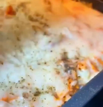 Гречка с мясом под шубой из овощей и сыра: фото скрин рецепта