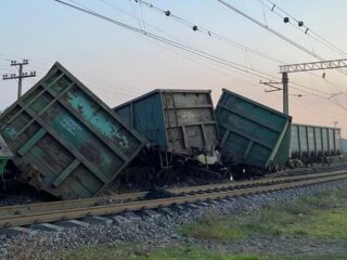 Поїзд, фото: Головне управління поліції в Дніпропетровській області