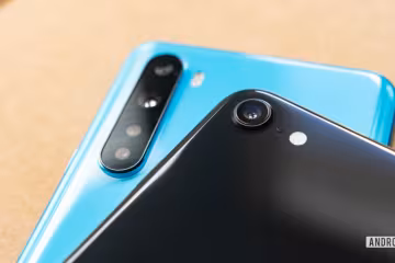 OnePlus Nord vs iPhone SE