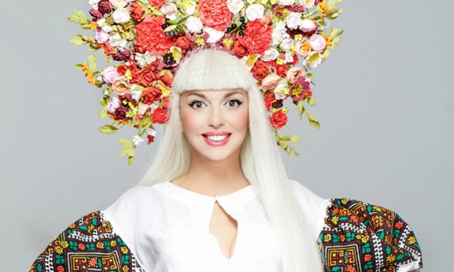 Оля Полякова
