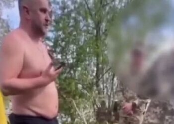 Пьяный руководитель Деснянского ТЦК. Фото: из сети